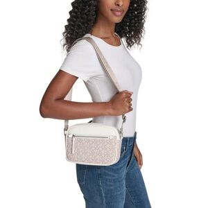 NWT* DKNY Women's Crossbody Bag in Marshmellow